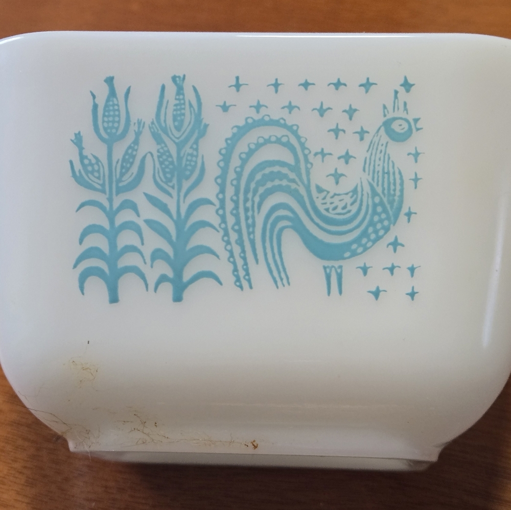 Vintage glass refrigerator dish with butter print  Rooster Design - Picture 7 of 7